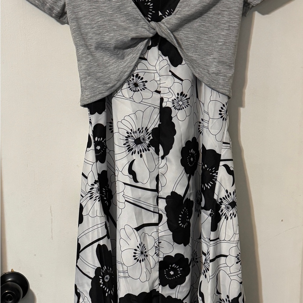 Stylish Gray and Black Floral Dress NWOT